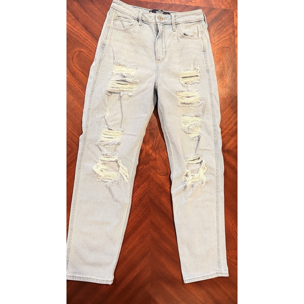 Hollister Ultra High Rise Mom Jeans Womens Sz 26‎ Light Wash Distressed Stretch